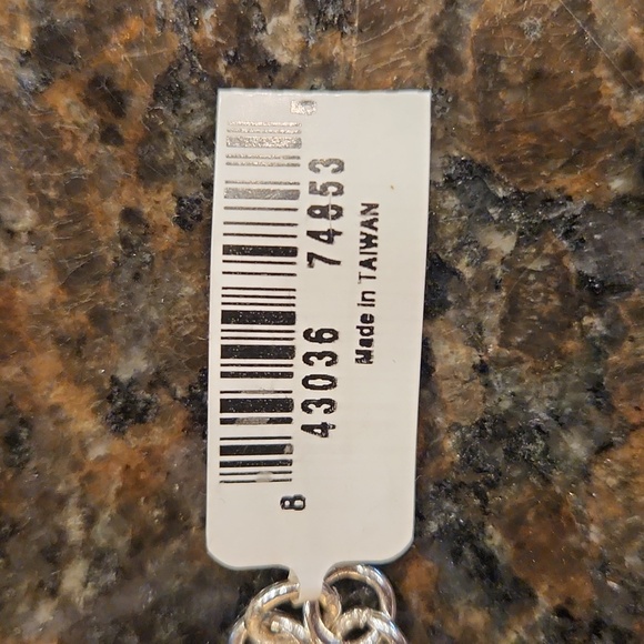 Brighton Resort Heart Necklace - Picture 5 of 5